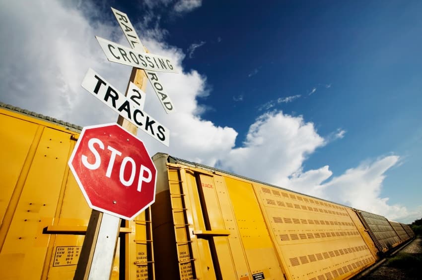 Tips for Crossing Railroad Tracks Safely