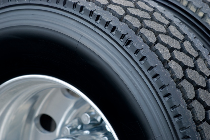 10 Semi Tire Tips in The Summer Heat Great West